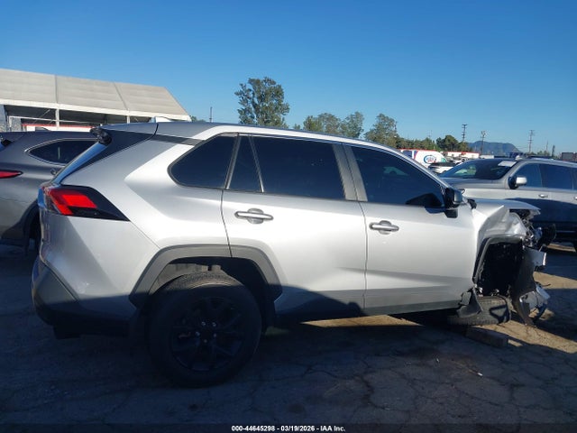 Toyota RAV4 LE 2022 2T3H1RFV0NW222953 Image 13