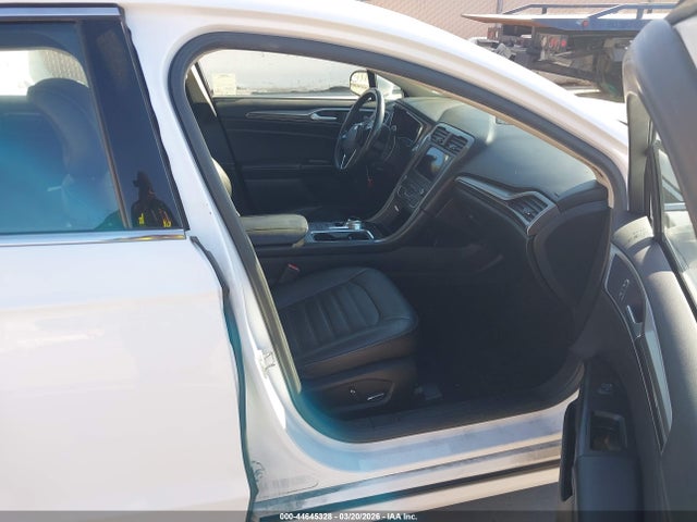 2017 FORD FUSION ENERGI 3FA6P0PU5HR276982 Photo 4