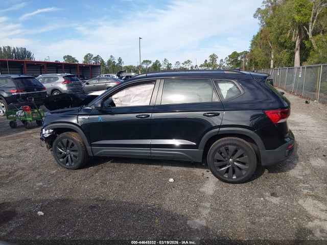 Продаж на аукціоні авто 2024 Volkswagen Taos 1.5t S, vin: 3VV5X7B28RM033297, номер лоту: 44645332
