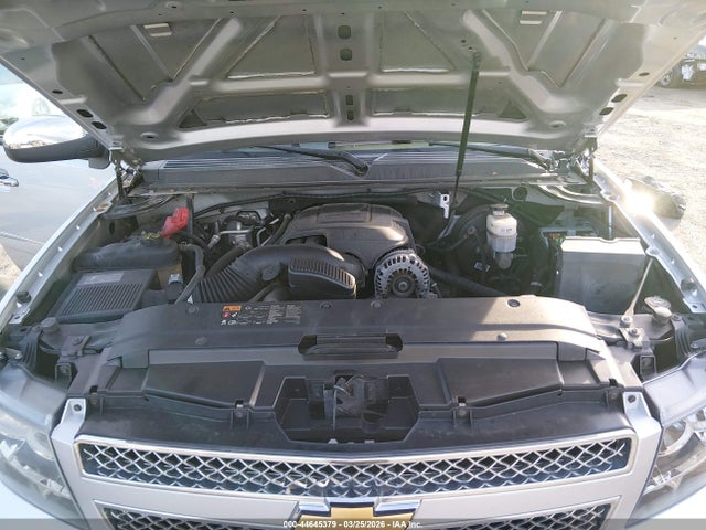 Продаж на аукціоні авто 2013 Chevrolet Tahoe Ltz, vin: 1GNSKCE02DR295138, номер лоту: 44645379
