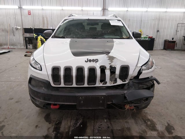 2015 Jeep Cherokee Trailhawk მანქანა იყიდება აუქციონზე, vin: 1C4PJMBS4FW649873, აუქციონის ნომერი: 44645382