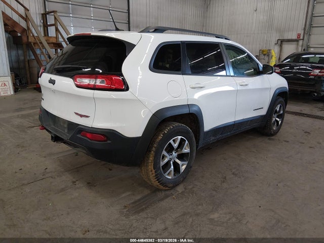 2015 Jeep Cherokee Trailhawk მანქანა იყიდება აუქციონზე, vin: 1C4PJMBS4FW649873, აუქციონის ნომერი: 44645382