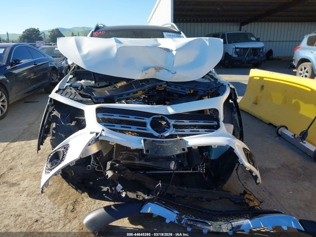 W1N4M4HB2NW247004 Mercedes-Benz Glb 250 4matic