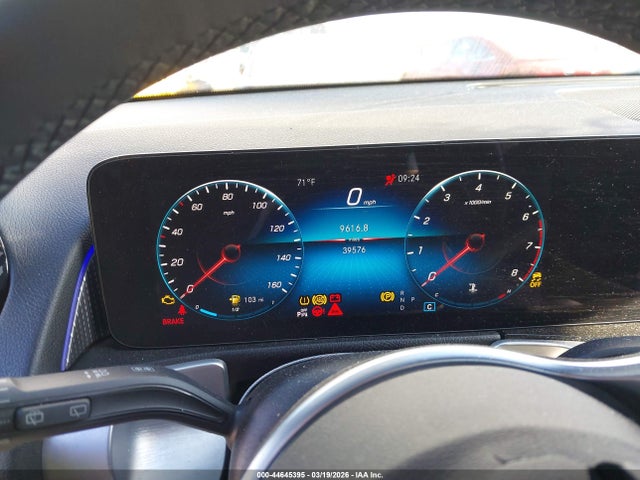 W1N4M4HB2NW247004 Mercedes-Benz Glb 250 4matic