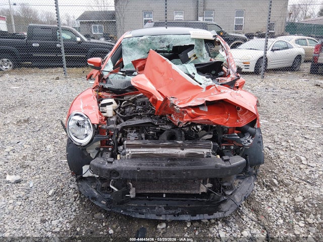 Продаж на аукціоні авто 2019 Volkswagen Beetle 2.0t Se, vin: 3VWJD7AT3KM707651, номер лоту: 44645436