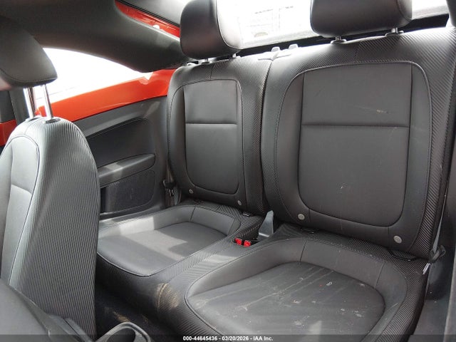 Продаж на аукціоні авто 2019 Volkswagen Beetle 2.0t Se, vin: 3VWJD7AT3KM707651, номер лоту: 44645436
