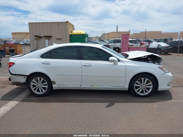 44645449 :رقم المزاد ، JTHBK1EG2B2461754 vin ، 2011 Lexus Es 350 مزاد بيع