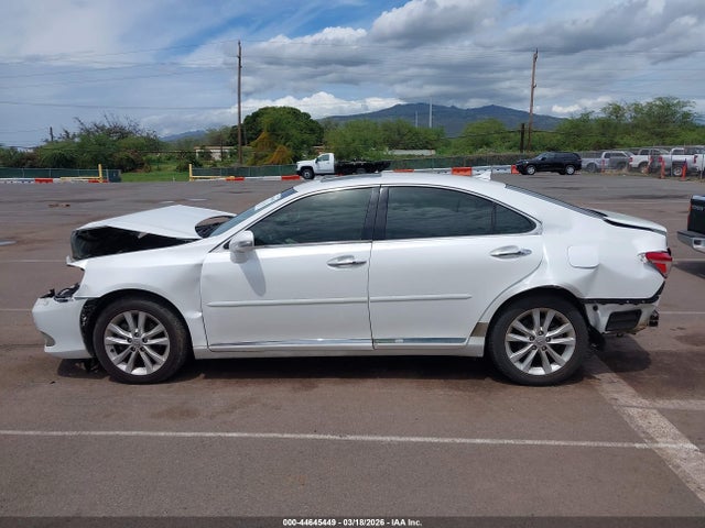 44645449 :رقم المزاد ، JTHBK1EG2B2461754 vin ، 2011 Lexus Es 350 مزاد بيع