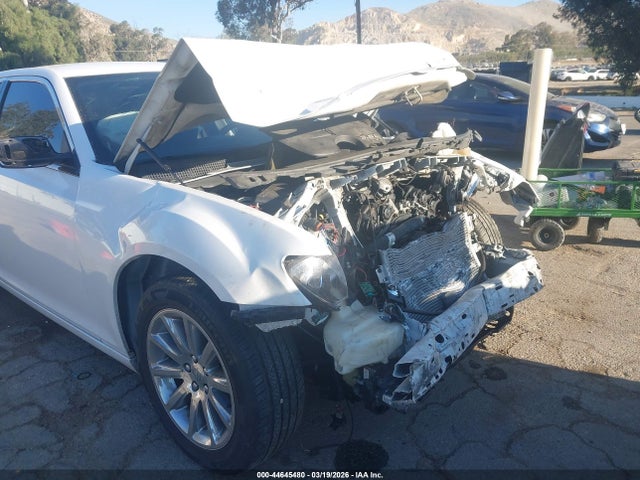 Продаж на аукціоні авто 2013 Chrysler 300c, vin: 2C3CCAEGXDH621607, номер лоту: 44645480