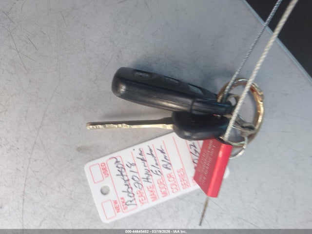 Продажа на аукционе авто 2018 Hyundai Elantra Sel, vin: KMHD84LF2JU513595, номер лота: 44645482