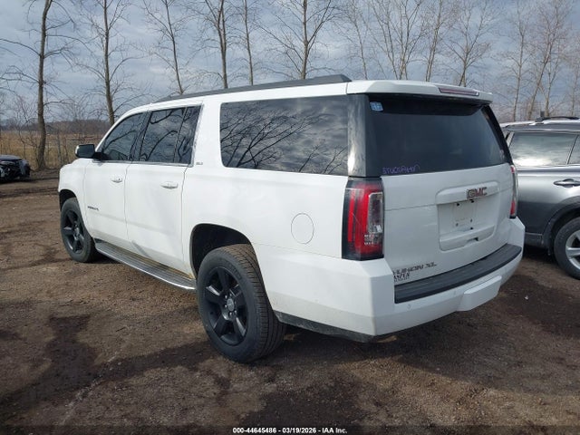 2016 GMC YUKON XL 1GKS2GKC7GR157053 Photo 2