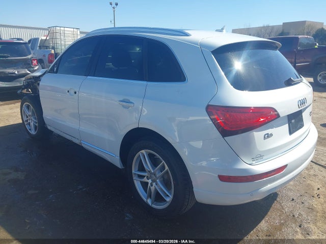2017 Audi Q5 2.0t Premium მანქანა იყიდება აუქციონზე, vin: WA1C2AFP4HA075303, აუქციონის ნომერი: 44645494