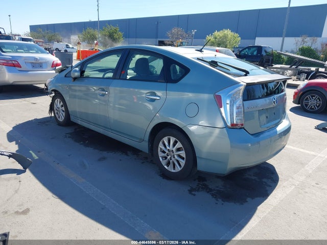 2013 TOYOTA PRIUS PLUG-IN JTDKN3DP8D3035375 Photo 2