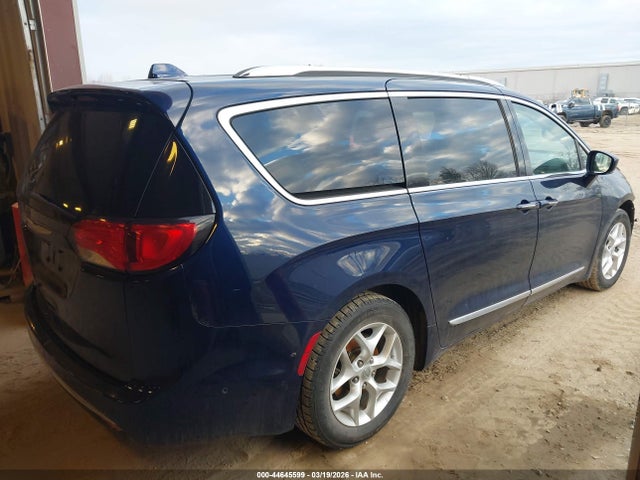 Продаж на аукціоні авто 2018 Chrysler Pacifica Touring L, vin: 2C4RC1BG6JR121105, номер лоту: 44645599