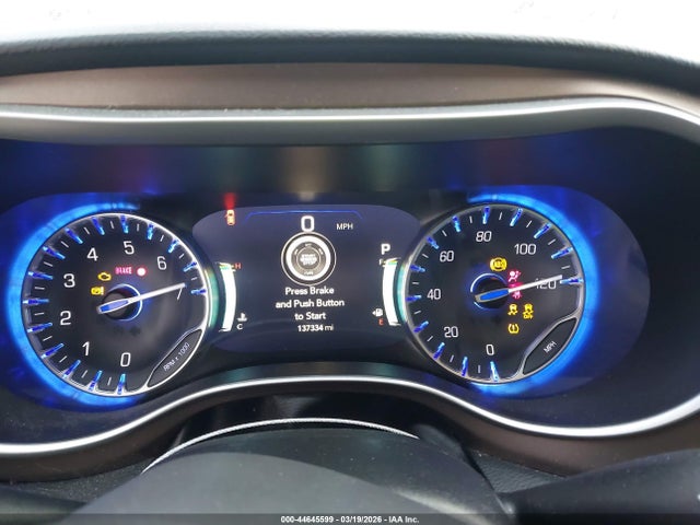 Продаж на аукціоні авто 2018 Chrysler Pacifica Touring L, vin: 2C4RC1BG6JR121105, номер лоту: 44645599