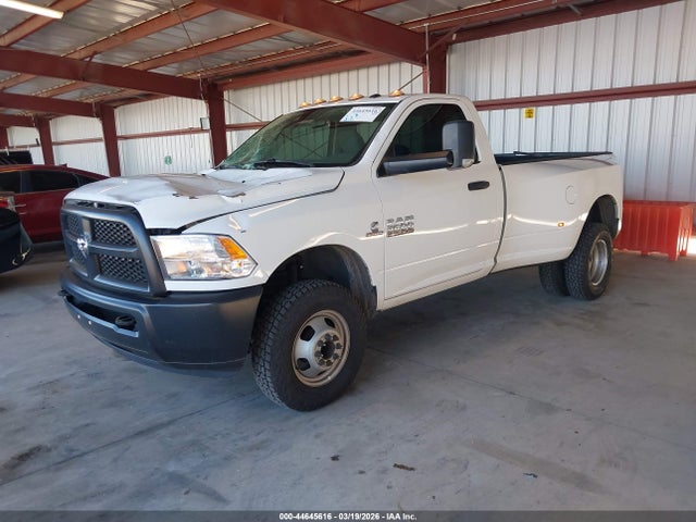 3C63RRAL9HG669575 RAM 3500 Tradesman 4x4 8&#039; Box