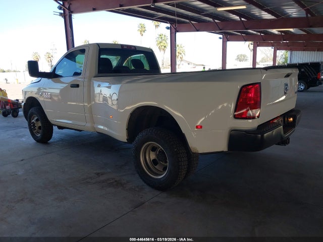 3C63RRAL9HG669575 RAM 3500 Tradesman 4x4 8&#039; Box