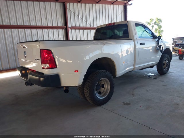 3C63RRAL9HG669575 RAM 3500 Tradesman 4x4 8&#039; Box