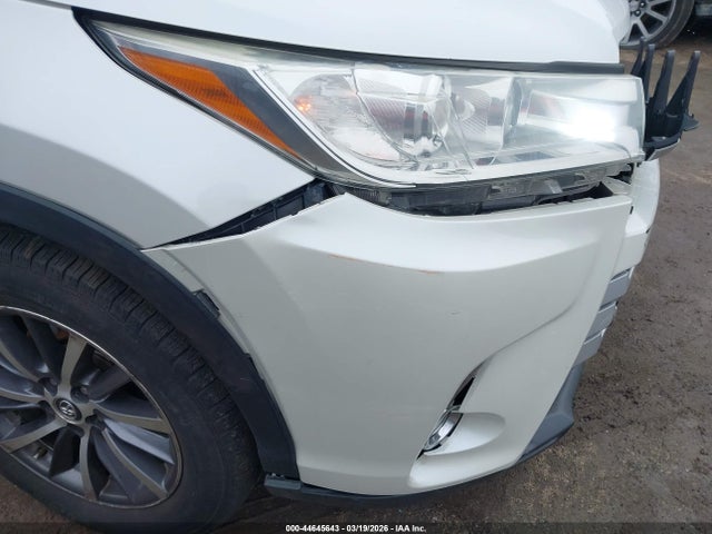 44645643 :رقم المزاد ، 5TDJZRFH5JS896130 vin ، 2018 Toyota Highlander Xle مزاد بيع