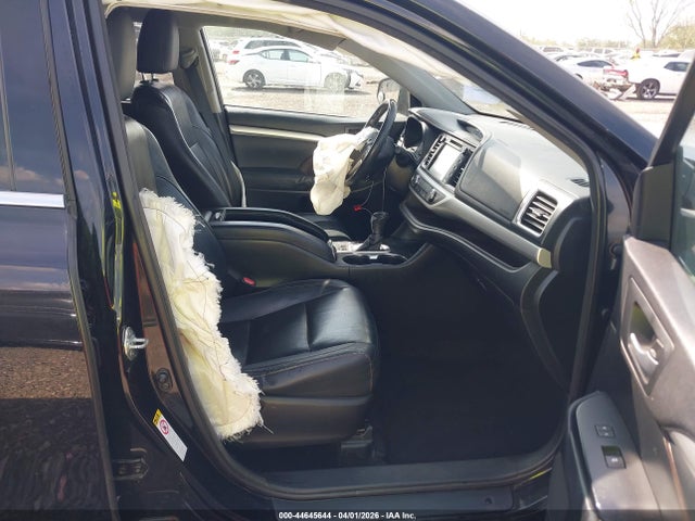 2014 Toyota Highlander Xle V6 მანქანა იყიდება აუქციონზე, vin: 5TDKKRFH7ES022666, აუქციონის ნომერი: 44645644