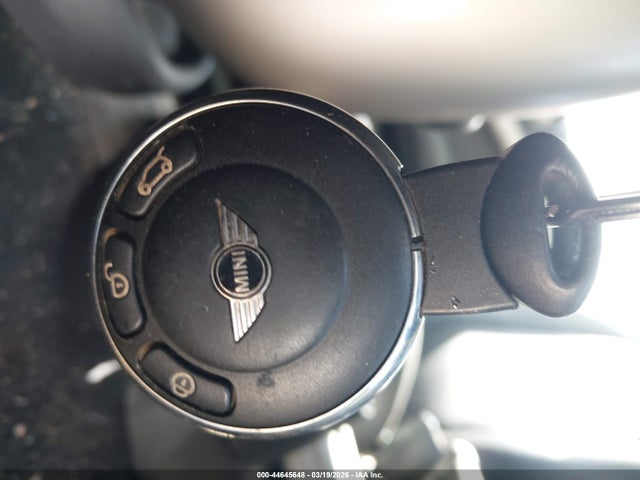 44645648 :رقم المزاد ، WMWZB3C50FWR44605 vin ، 2015 Mini Countryman Cooper مزاد بيع