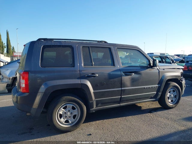 1C4NJPBB7FD401704 Jeep Patriot Sport