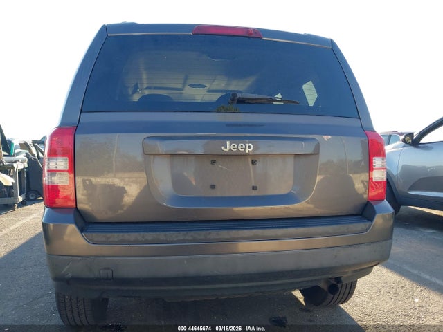 1C4NJPBB7FD401704 Jeep Patriot Sport