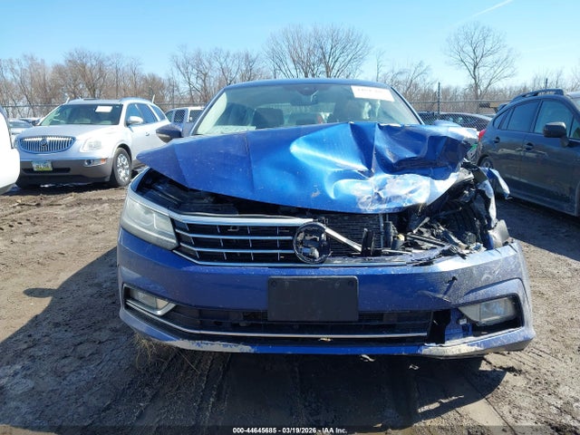 44645685 :رقم المزاد ، 1VWCT7A35HC055797 vin ، 2017 Volkswagen Passat 1.8t Sel Premium مزاد بيع