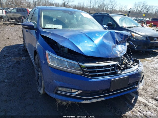 44645685 :رقم المزاد ، 1VWCT7A35HC055797 vin ، 2017 Volkswagen Passat 1.8t Sel Premium مزاد بيع