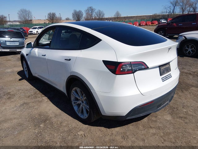 Продаж на аукціоні авто 2021 Tesla Model Y Long Range Dual Motor All-wheel Drive, vin: 5YJYGDEE2MF183421, номер лоту: 44645691