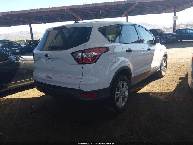 Ford ESCAPE S 2018 1FMCU0F72JUA24540 Image 4