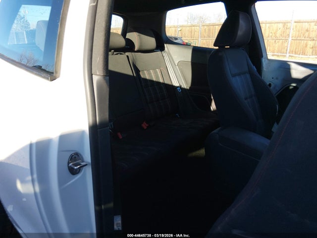 Продажа на аукционе авто 2013 Volkswagen Gti 2-door, vin: WVWED7AJ6DW054285, номер лота: 44645738