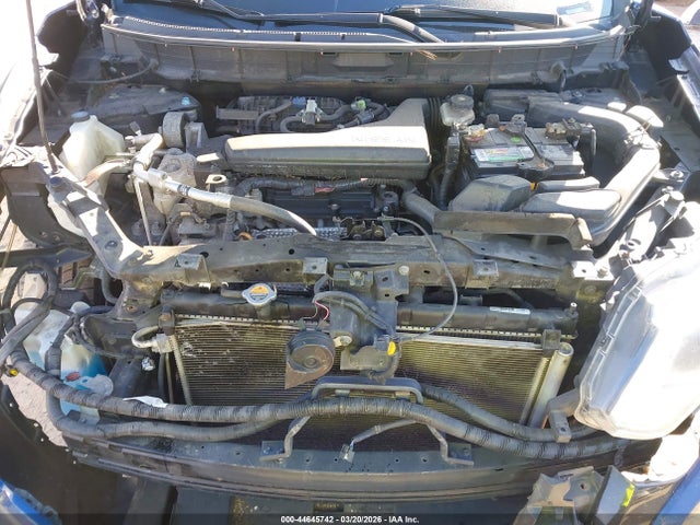 2017 Nissan Rogue Sv მანქანა იყიდება აუქციონზე, vin: 5N1AT2MV0HC821196, აუქციონის ნომერი: 44645742