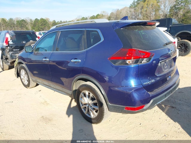 2017 Nissan Rogue Sv მანქანა იყიდება აუქციონზე, vin: 5N1AT2MV0HC821196, აუქციონის ნომერი: 44645742