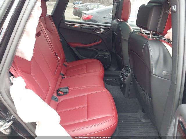 Продаж на аукціоні авто 2024 Porsche Macan S, vin: WP1AG2A54RLB38527, номер лоту: 44645754