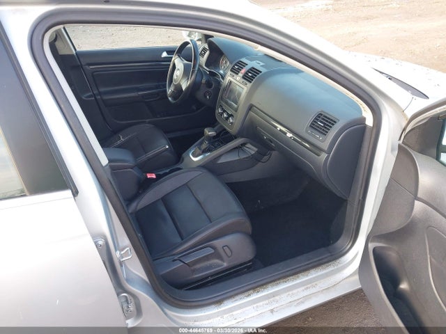 2010 Volkswagen Jetta Se მანქანა იყიდება აუქციონზე, vin: 3VWRX7AJ7AM026027, აუქციონის ნომერი: 44645769