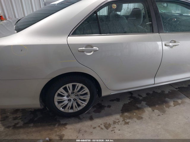 Toyota CAMRY LE 2014 4T4BF1FKXER444638 Image 19
