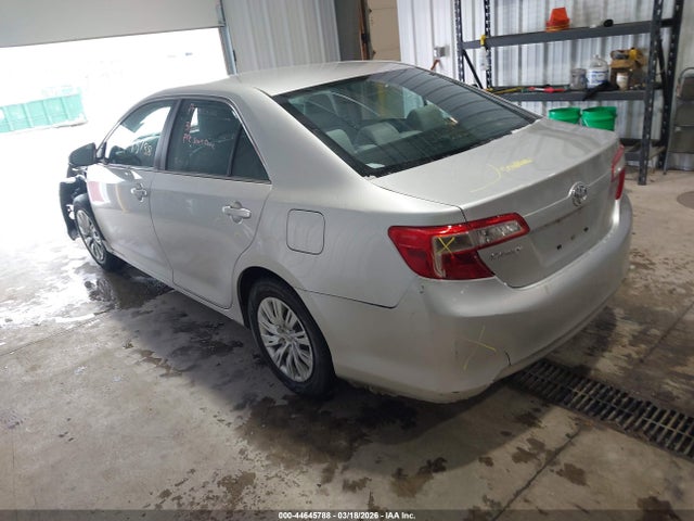 Toyota CAMRY LE 2014 4T4BF1FKXER444638 Image 3