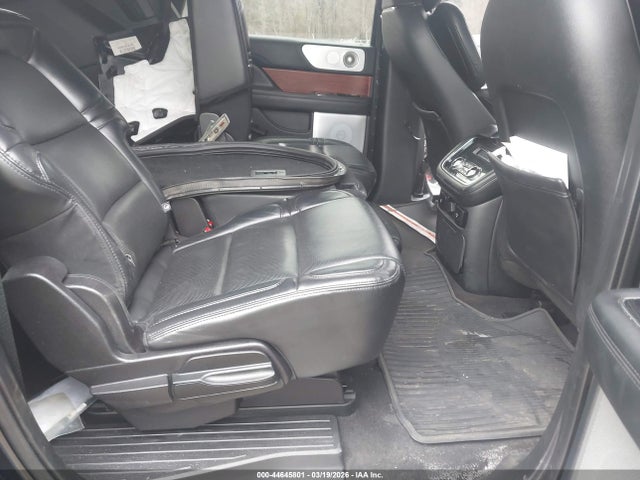 2020 Lincoln Navigator Reserve L მანქანა იყიდება აუქციონზე, vin: 5LMJJ3LTXLEL00833, აუქციონის ნომერი: 44645801