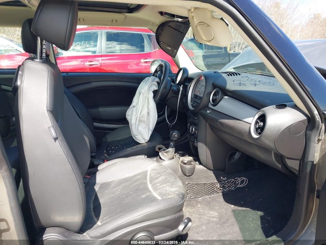 2014 MINI CLUBMAN WMWZF3C50ET492546 Photo 4