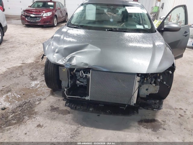 44645852 :رقم المزاد ، 3N1AB8CV1MY205538 vin ، 2021 Nissan Sentra Sv Xtronic Cvt مزاد بيع