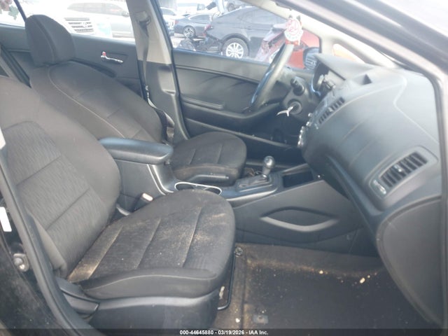 Продажа на аукционе авто 2016 Kia Forte Lx, vin: KNAFK4A64G5576179, номер лота: 44645880