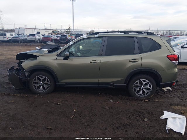 Продаж на аукціоні авто 2019 Subaru Forester Premium, vin: JF2SKAEC2KH410834, номер лоту: 44645884