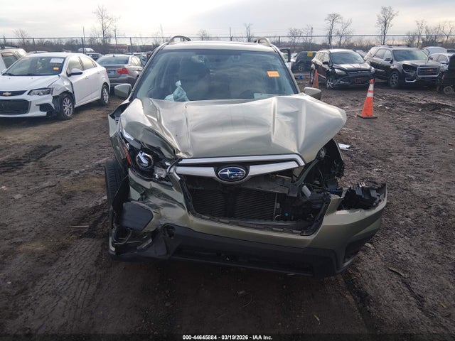 Продаж на аукціоні авто 2019 Subaru Forester Premium, vin: JF2SKAEC2KH410834, номер лоту: 44645884