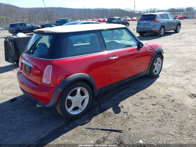 2005 MINI COOPER WMWRC33545TK61707 Photo 3