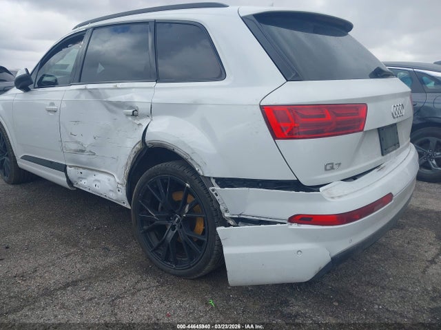 2019 Audi Q7 55 Premium მანქანა იყიდება აუქციონზე, vin: WA1VAAF72KD014839, აუქციონის ნომერი: 44645940