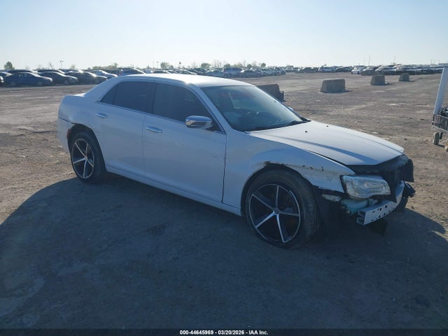 44645969 :رقم المزاد ، 2C3CCAKG3KH528820 vin ، 2019 Chrysler 300 Limited Awd مزاد بيع
