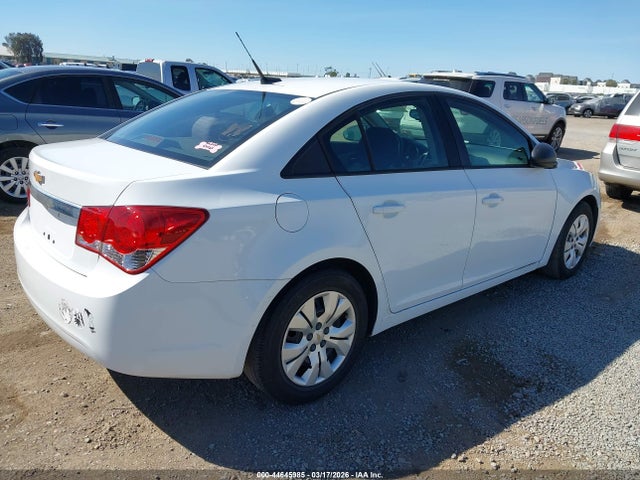 1G1PA5SG1E7113742 Chevrolet Cruze Ls Auto