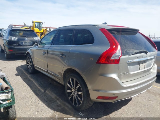 2015 VOLVO XC60 YV4612RK1F2742800 Photo 1