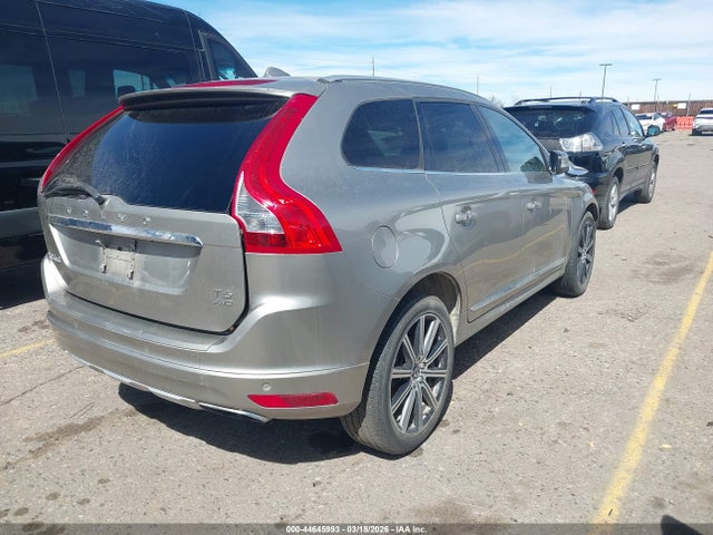 2015 VOLVO XC60 YV4612RK1F2742800 Photo 3